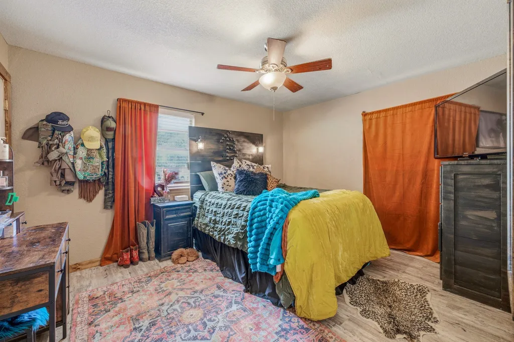 352 Seaberry Loop Graham TX 76450