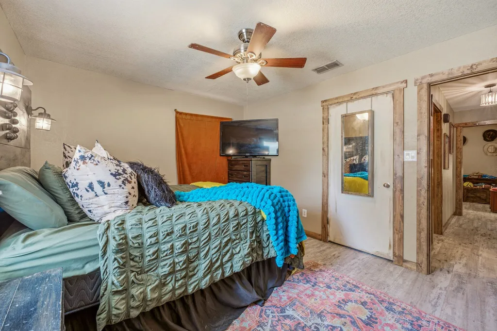 352 Seaberry Loop Graham TX 76450