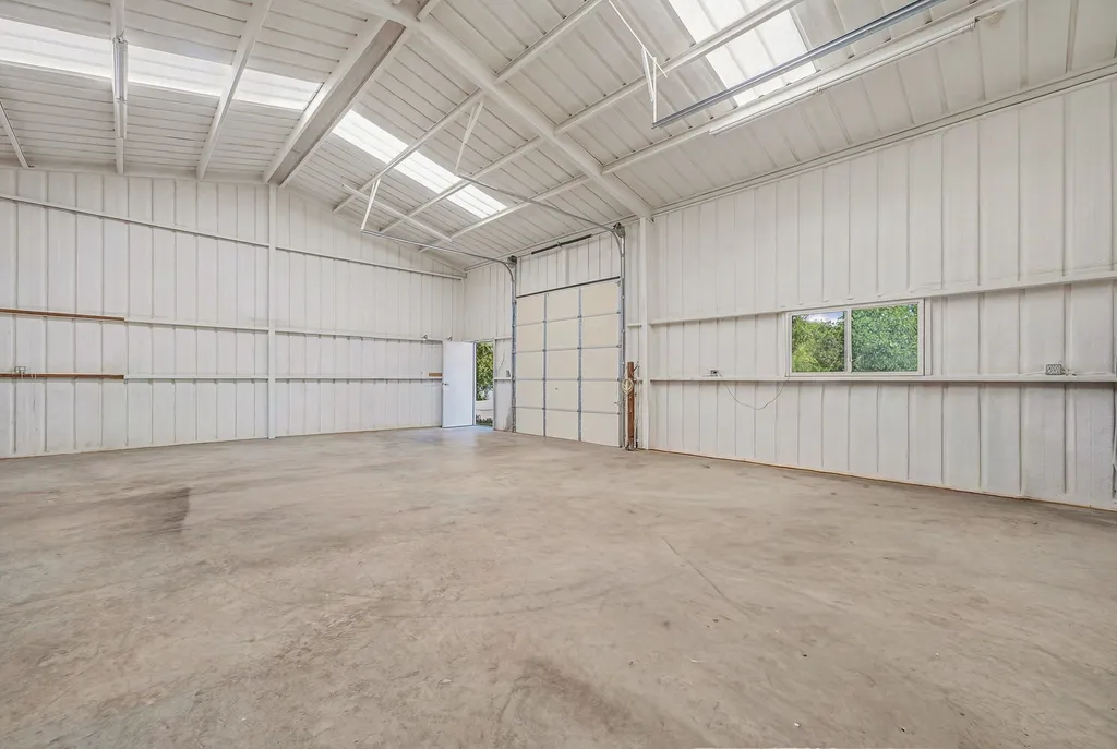 352 Seaberry Loop Graham TX 76450