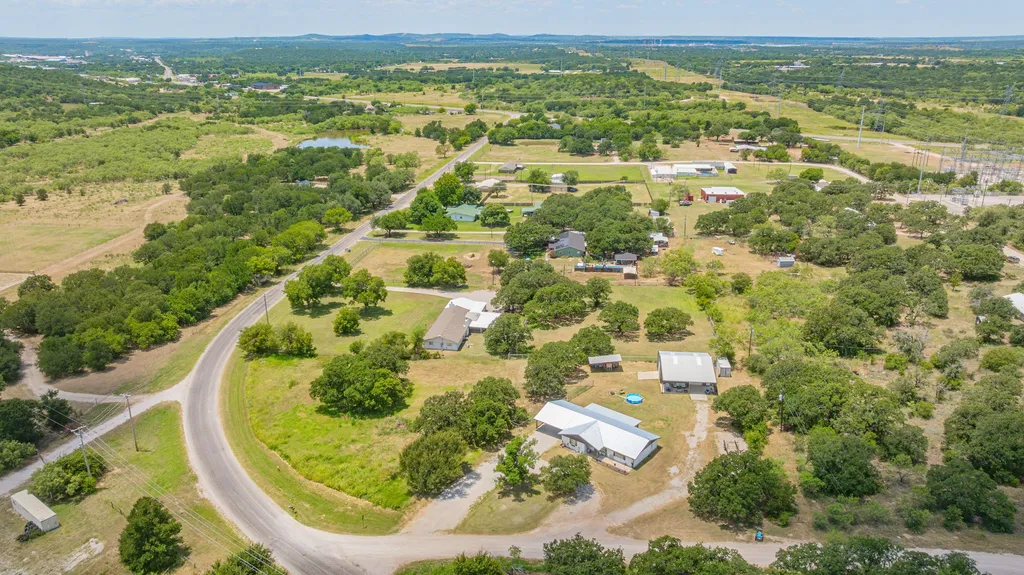 352 Seaberry Loop Graham TX 76450
