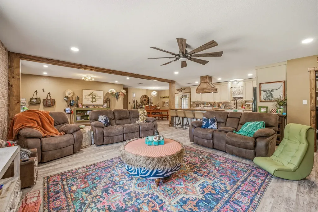 352 Seaberry Loop Graham TX 76450