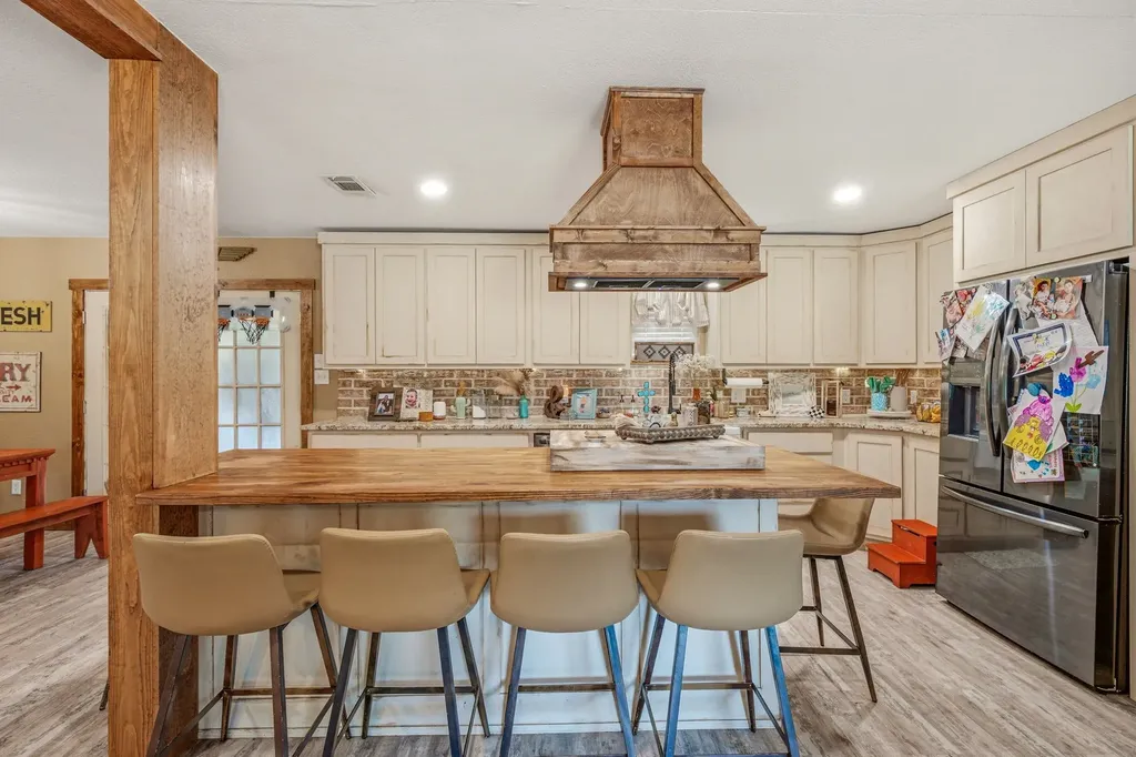 352 Seaberry Loop Graham TX 76450