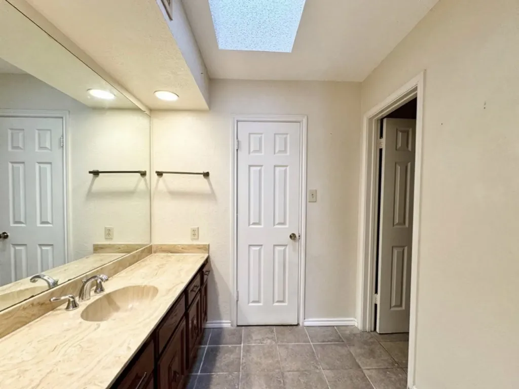 3635 Garden Brook Farmers Branch TX 75234