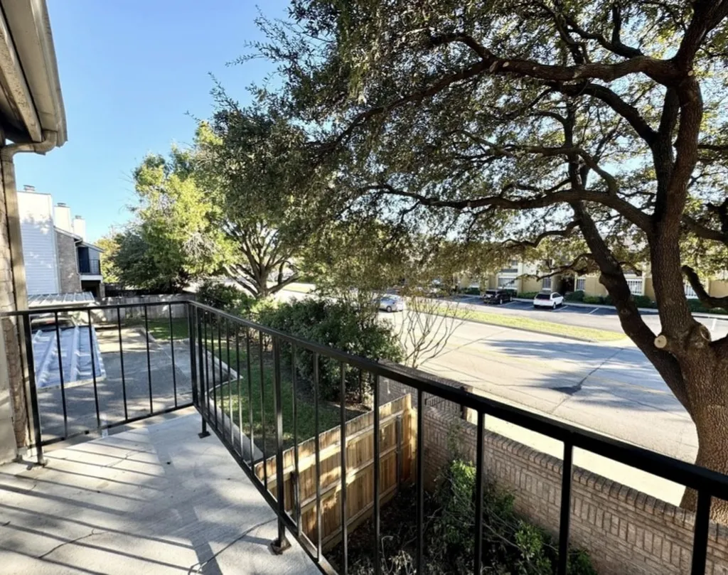 3635 Garden Brook Farmers Branch TX 75234