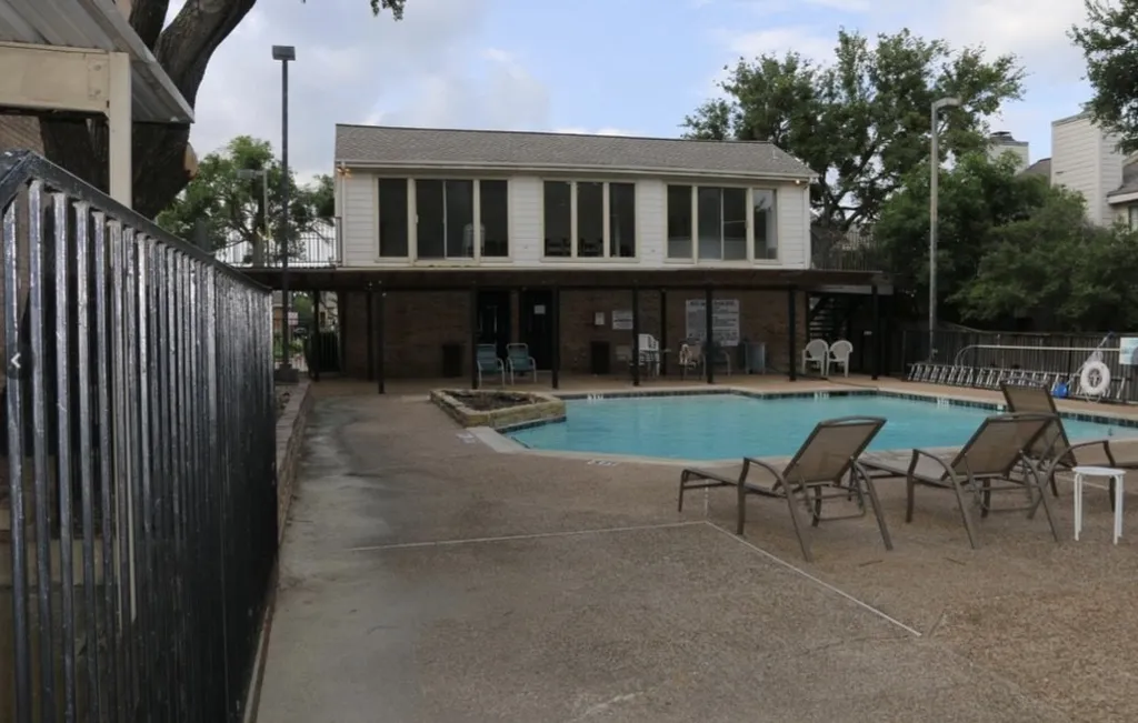 3635 Garden Brook Farmers Branch TX 75234
