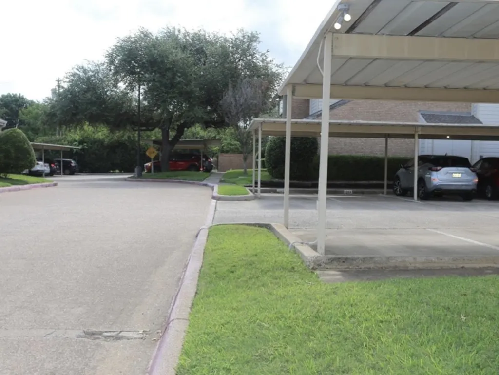 3635 Garden Brook Farmers Branch TX 75234