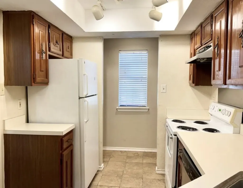 3635 Garden Brook Farmers Branch TX 75234