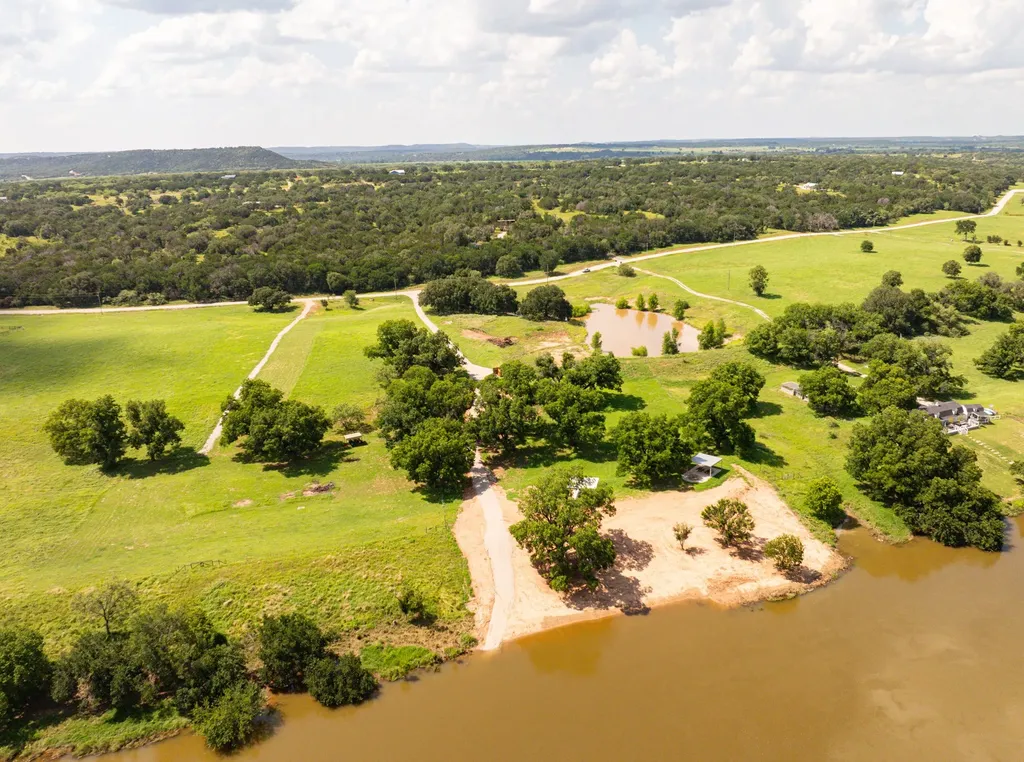 Lot 17 Brazos Valley Road Mineral Wells TX 76067