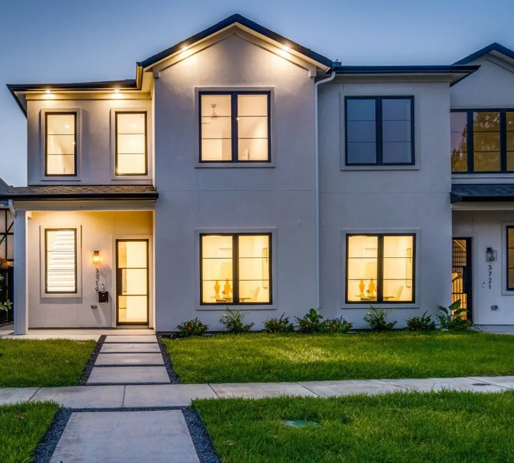 3719 W Beverly Drive Dallas TX 75209