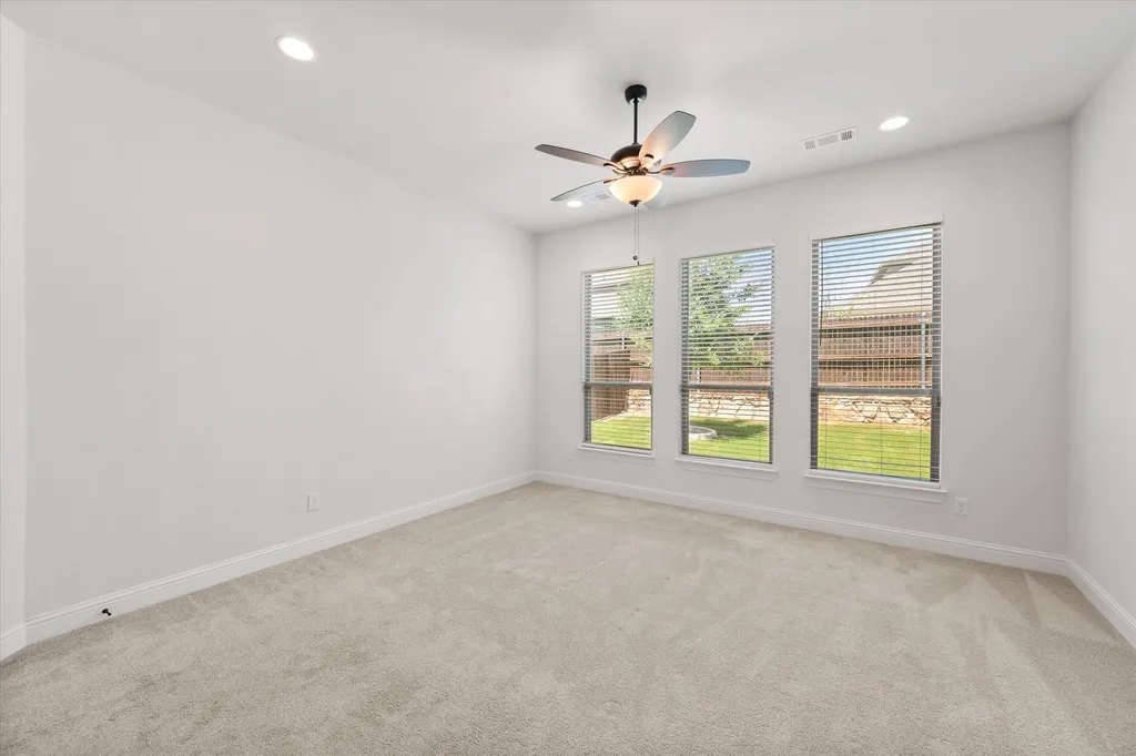 2512 Loxley Drive Mansfield TX 76084