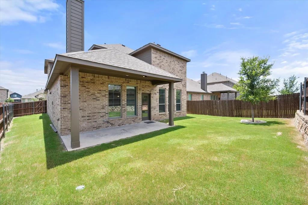 2512 Loxley Drive Mansfield TX 76084