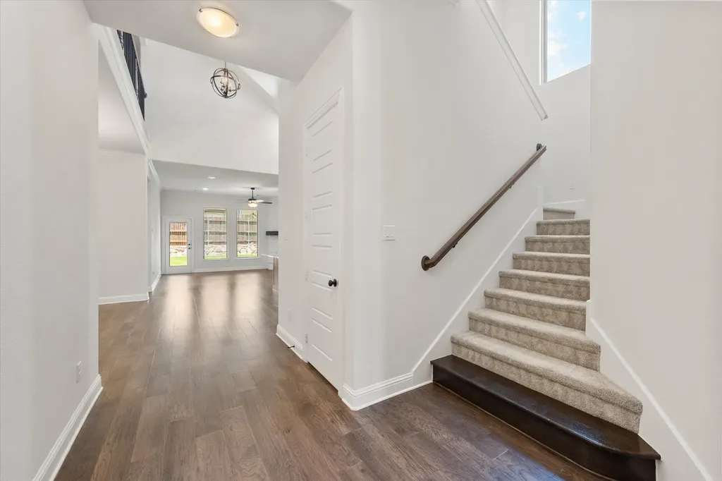 2512 Loxley Drive Mansfield TX 76084