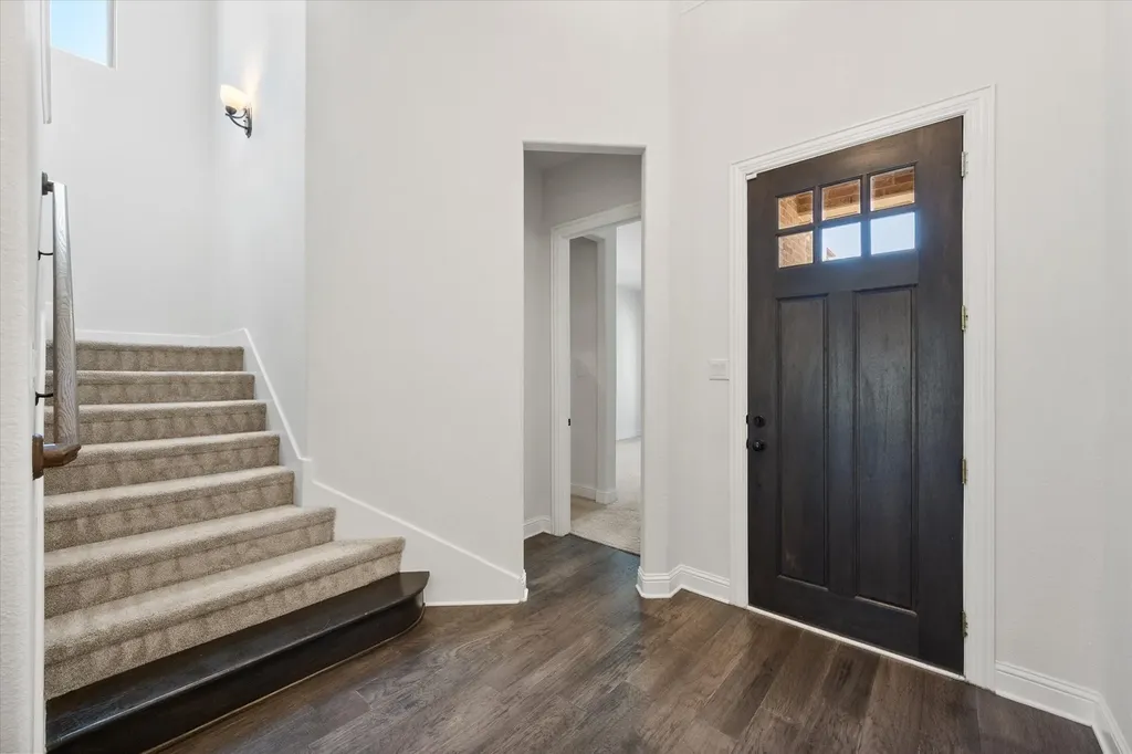 2512 Loxley Drive Mansfield TX 76084