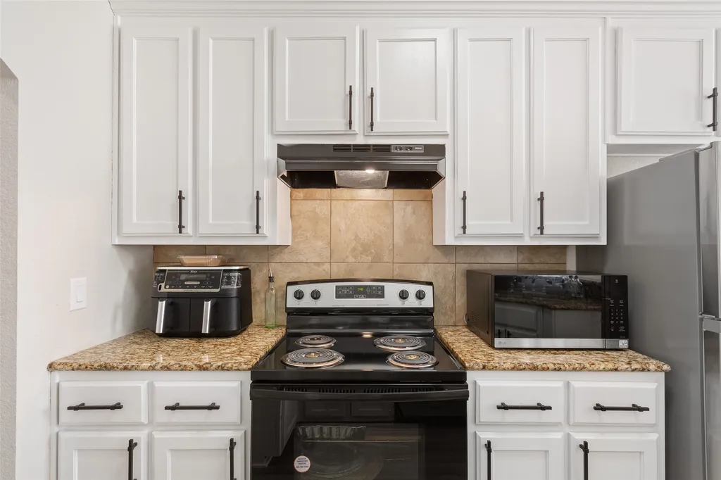 187 Ashland Drive Woodway TX 76712