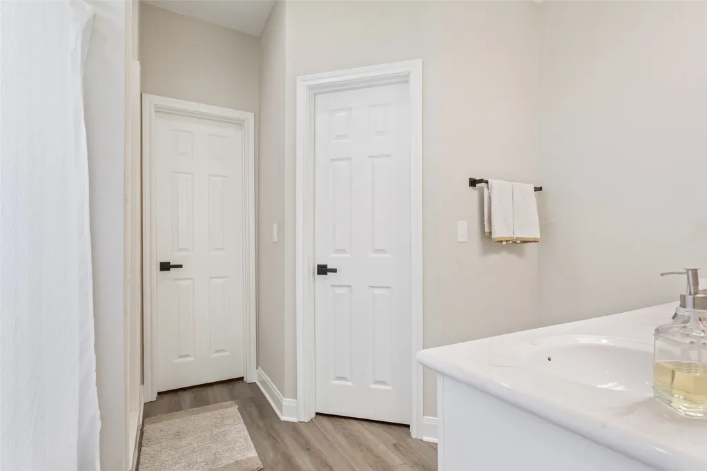 187 Ashland Drive Woodway TX 76712