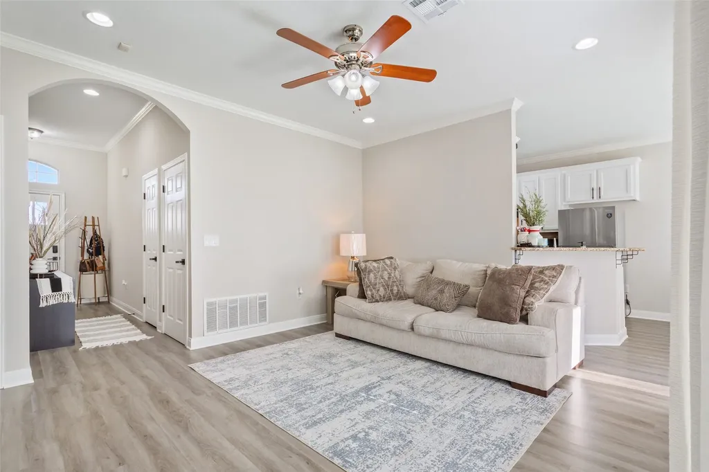 187 Ashland Drive Woodway TX 76712