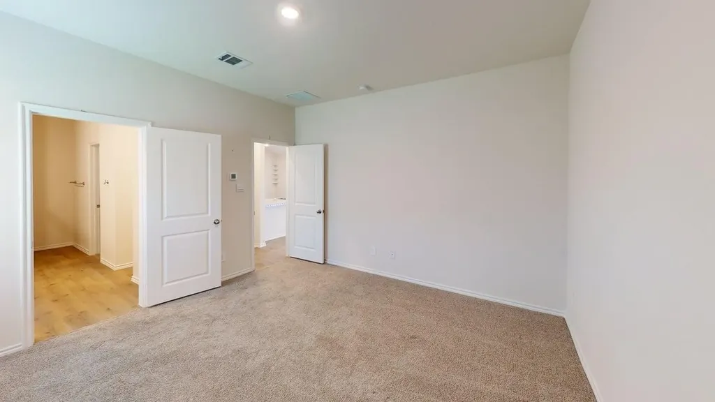915 Presleigh Drive Dallas TX 75253