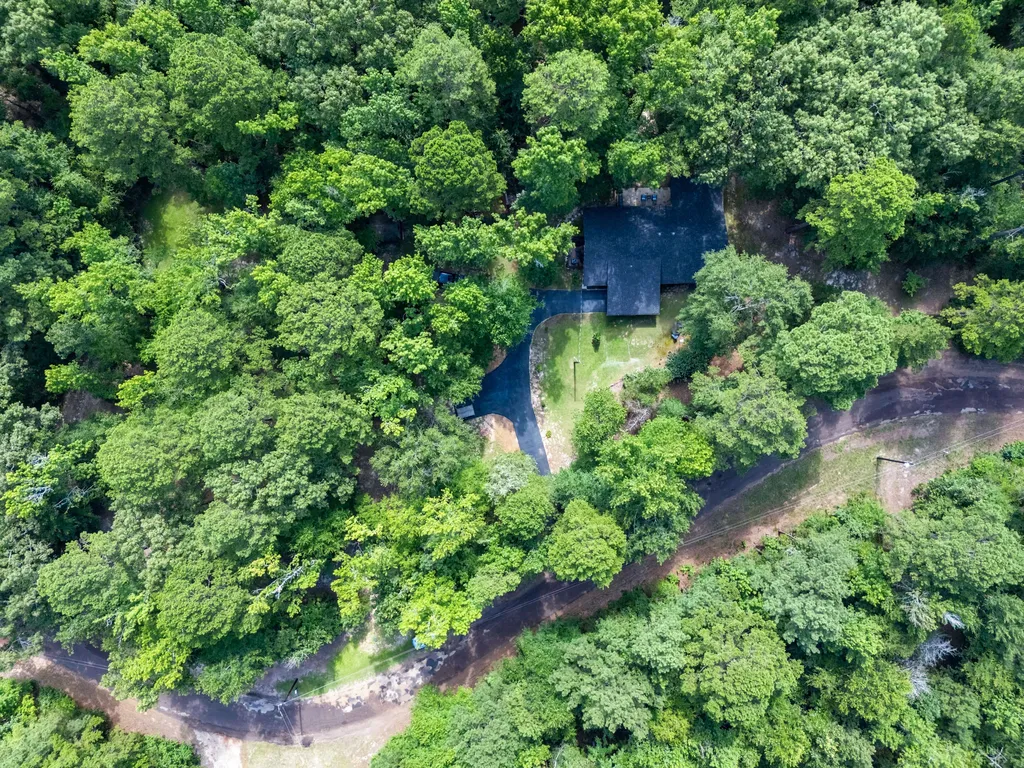 237 County Road 1525 Avinger TX 75630