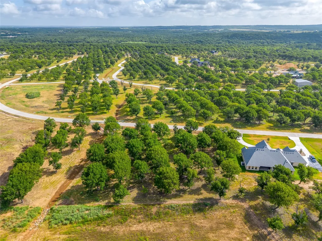 2325 E Landings S Granbury TX 76049