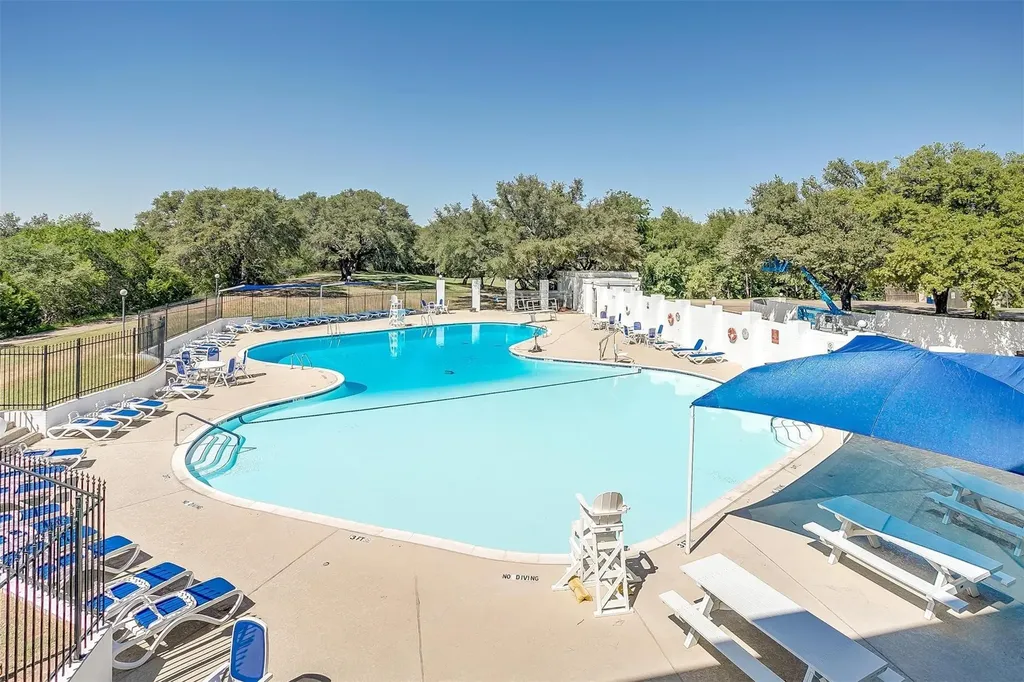 2325 E Landings S Granbury TX 76049