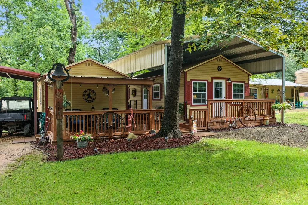 119 Private Road 52614 Pittsburg TX 75686