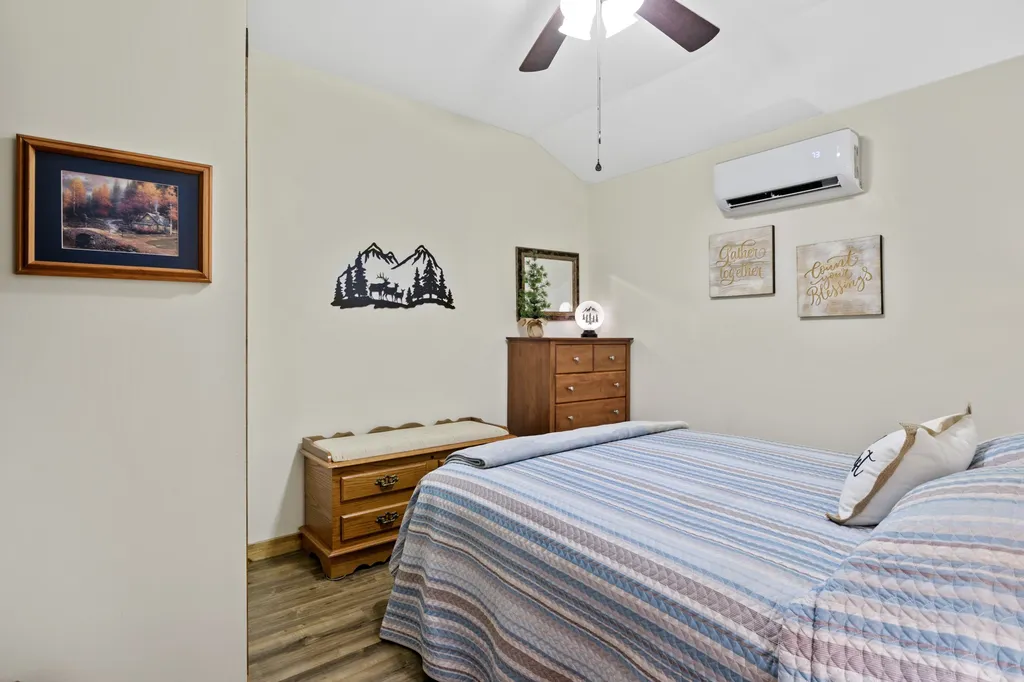 119 Private Road 52614 Pittsburg TX 75686