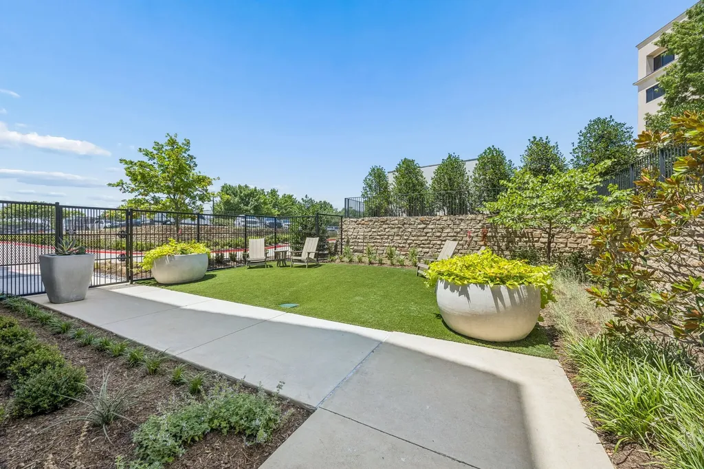 5270 Town & Country Boulevard Frisco TX 75034