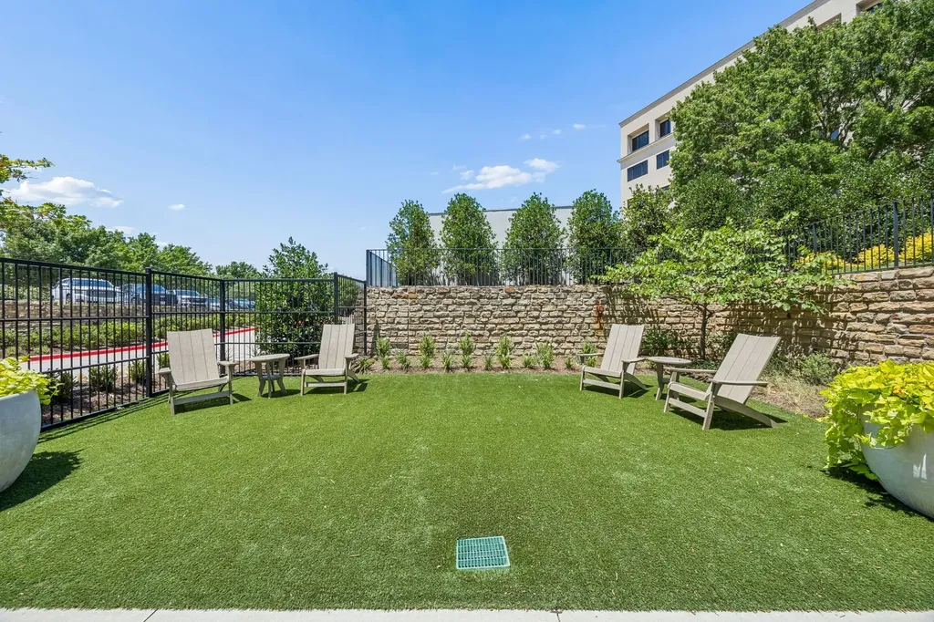 5270 Town & Country Boulevard Frisco TX 75034