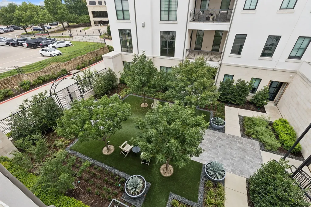5270 Town & Country Boulevard Frisco TX 75034