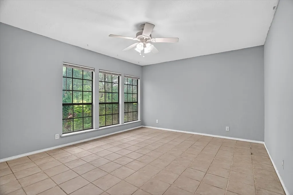 231 Shady Lane Drive Fort Worth TX 76112