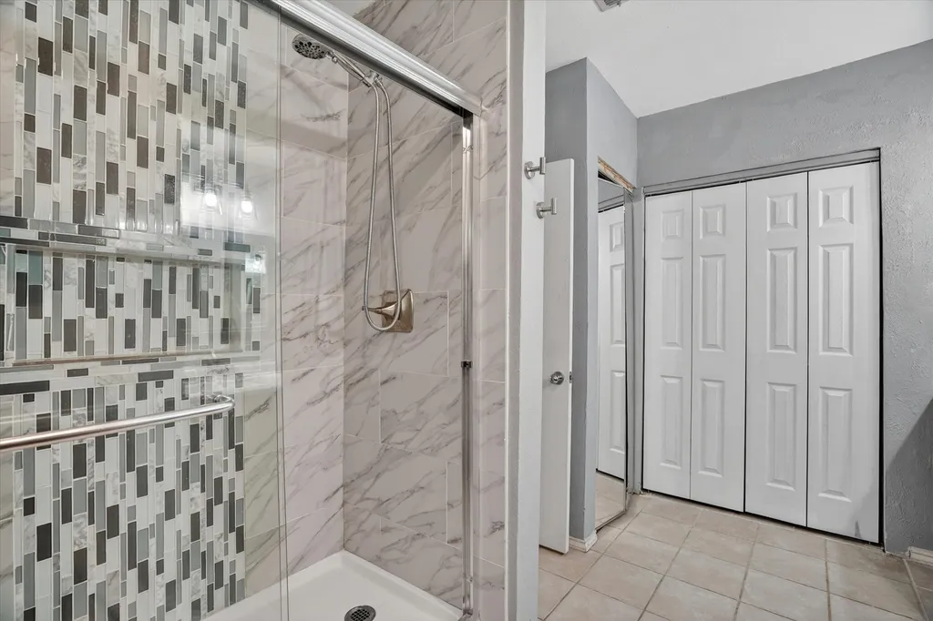 231 Shady Lane Drive Fort Worth TX 76112