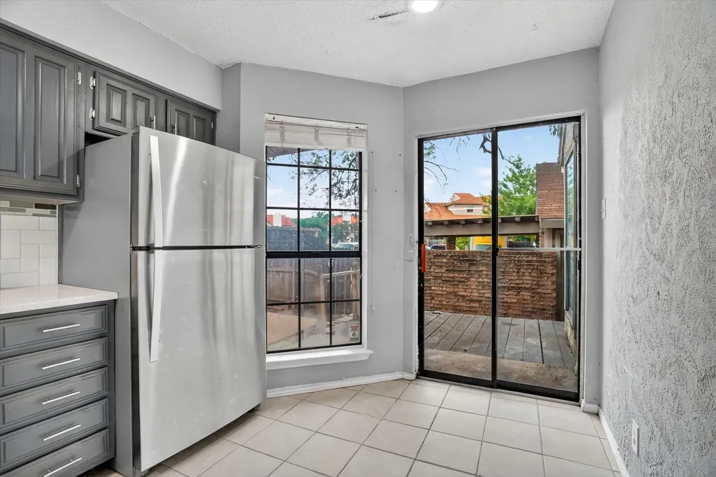 231 Shady Lane Drive Fort Worth TX 76112