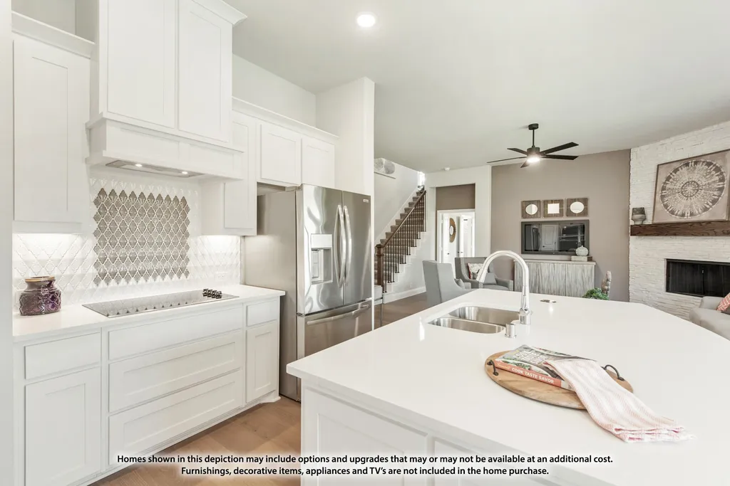 552 Hearthstone Boulevard Red Oak TX 75154