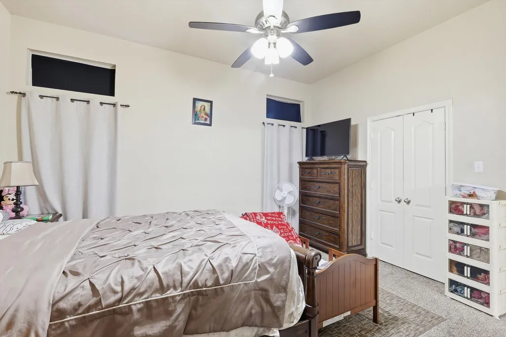 2988 Thames Trail Fort Worth TX 76118