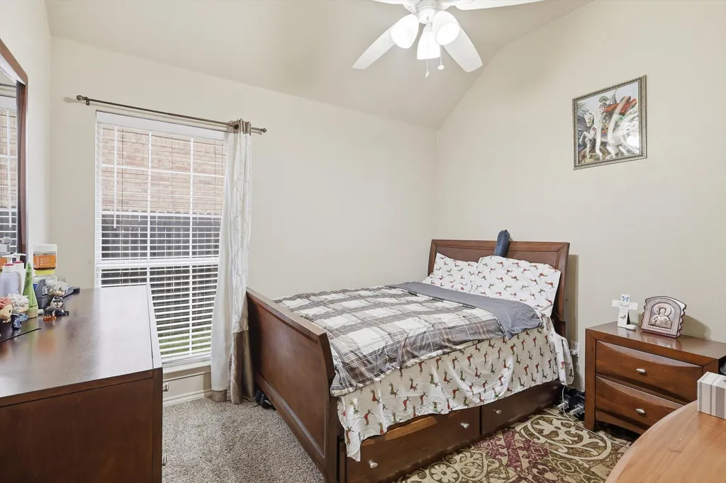 2988 Thames Trail Fort Worth TX 76118