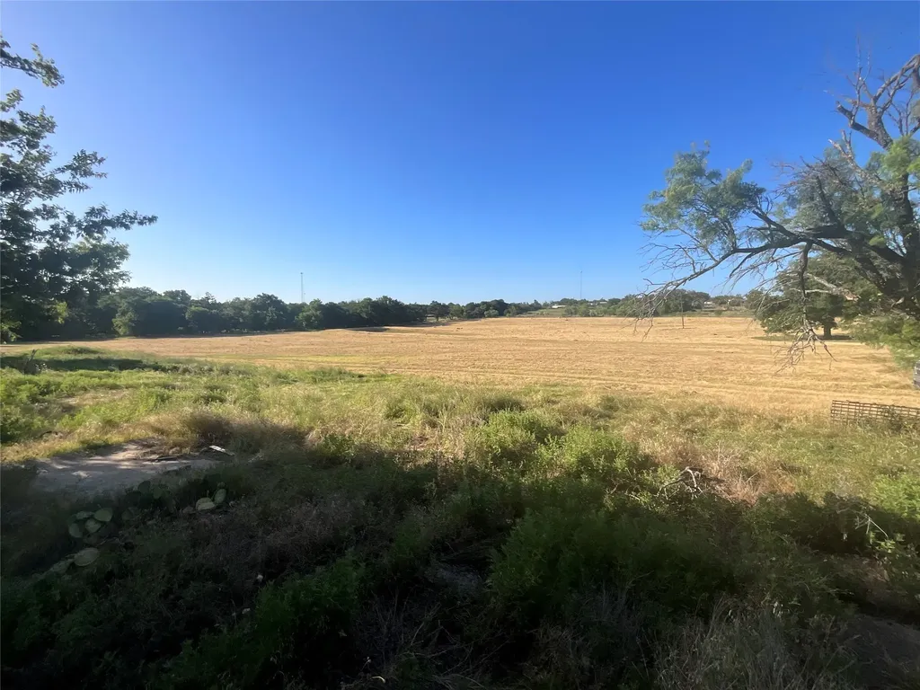 450 Cr 101 Hamilton TX 76531