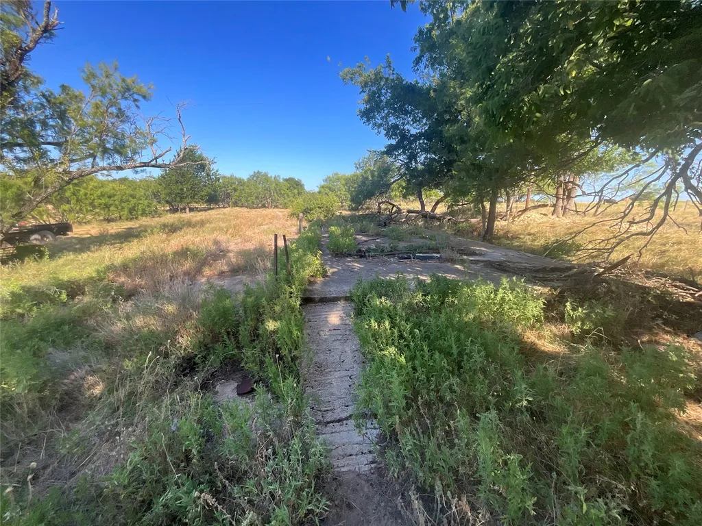 450 Cr 101 Hamilton TX 76531