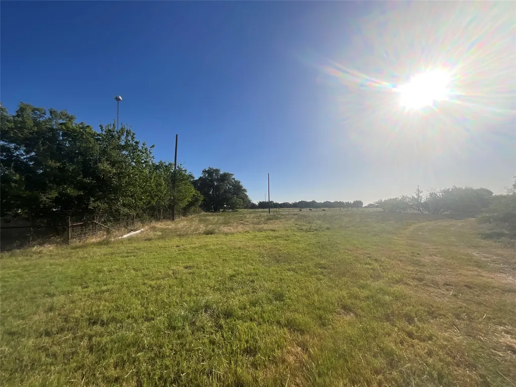 450 Cr 101 Hamilton TX 76531