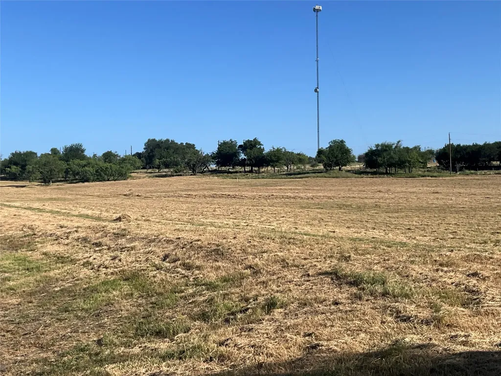 450 Cr 101 Hamilton TX 76531