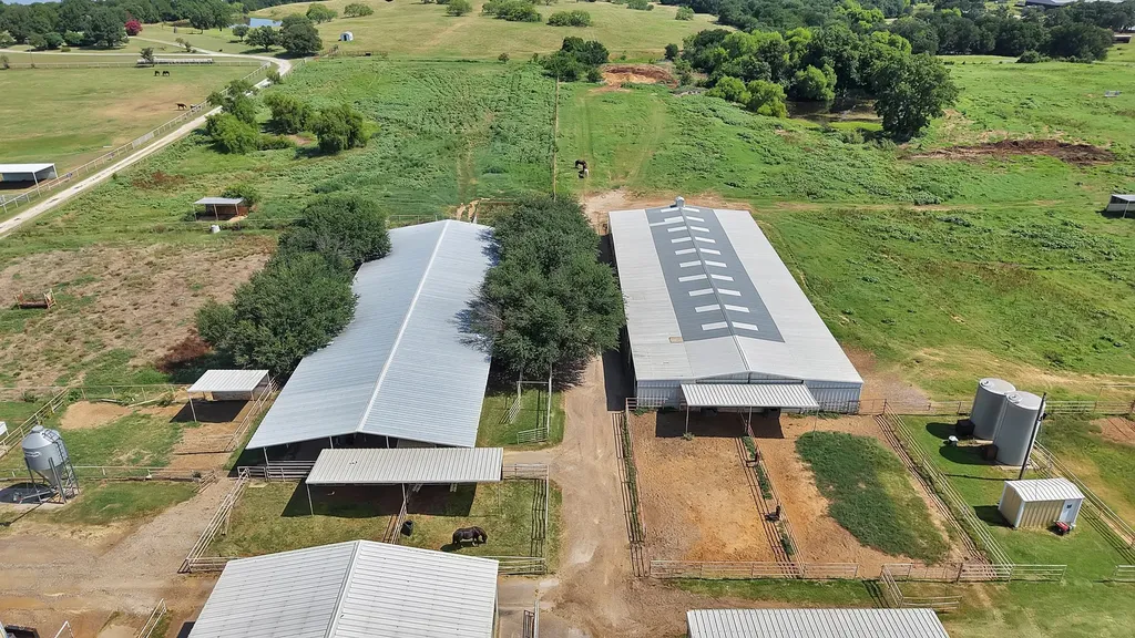 15135 E Fm 922 Tioga TX 76271