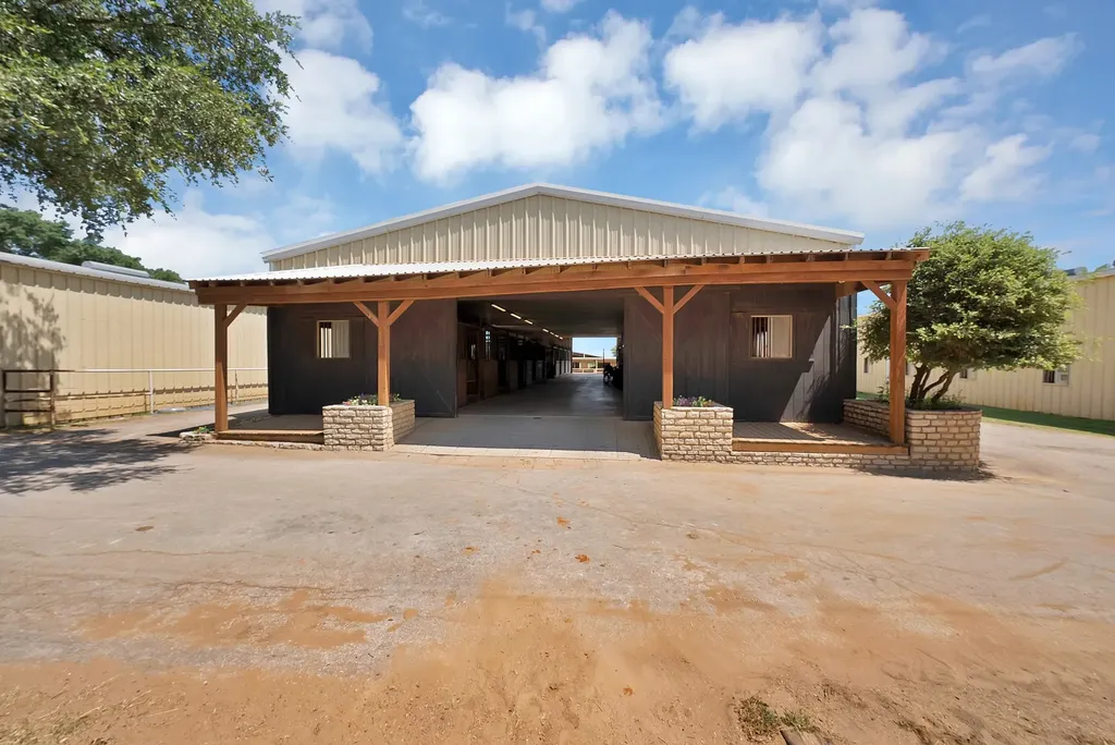 15135 E Fm 922 Tioga TX 76271