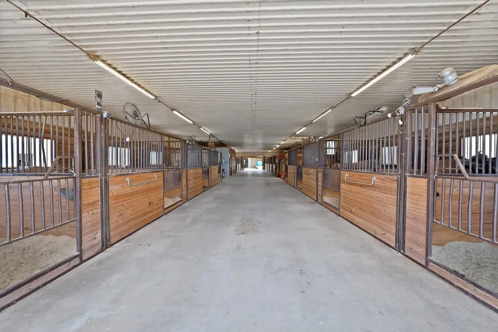 15135 E Fm 922 Tioga TX 76271