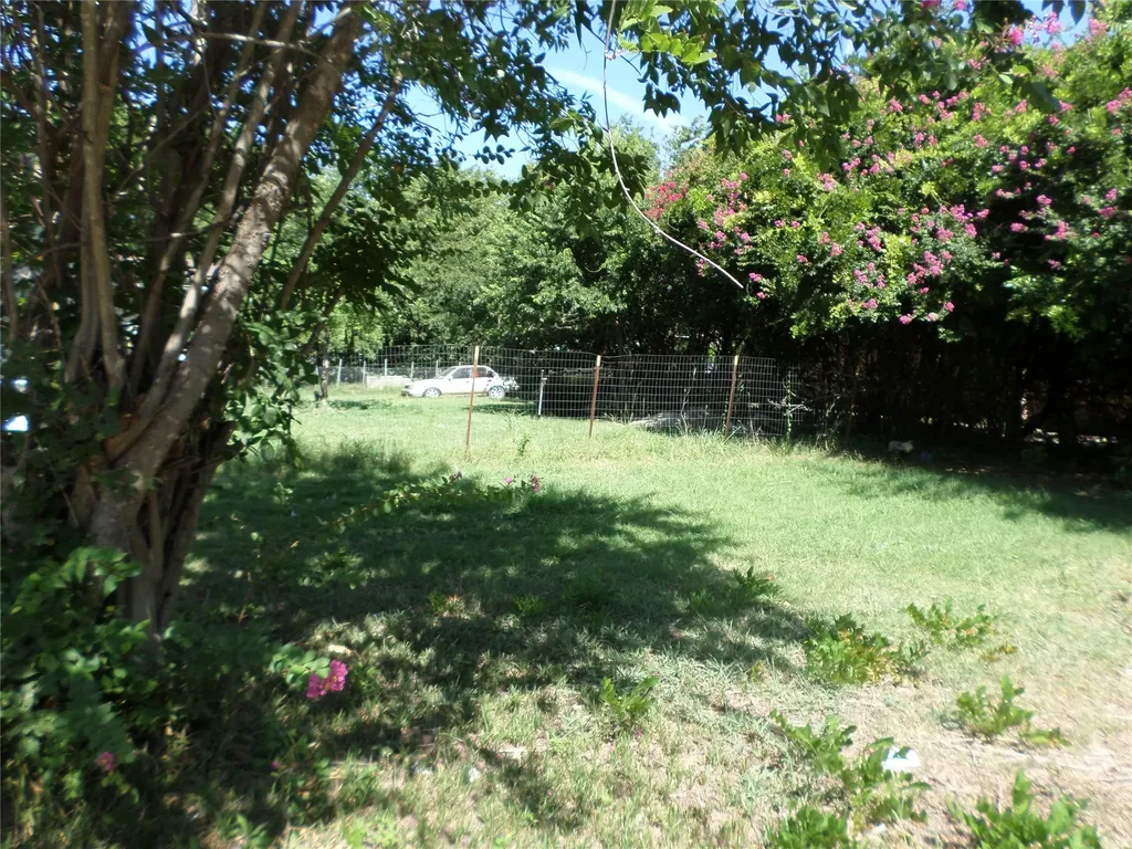 409 Holley Street Everman TX 76140