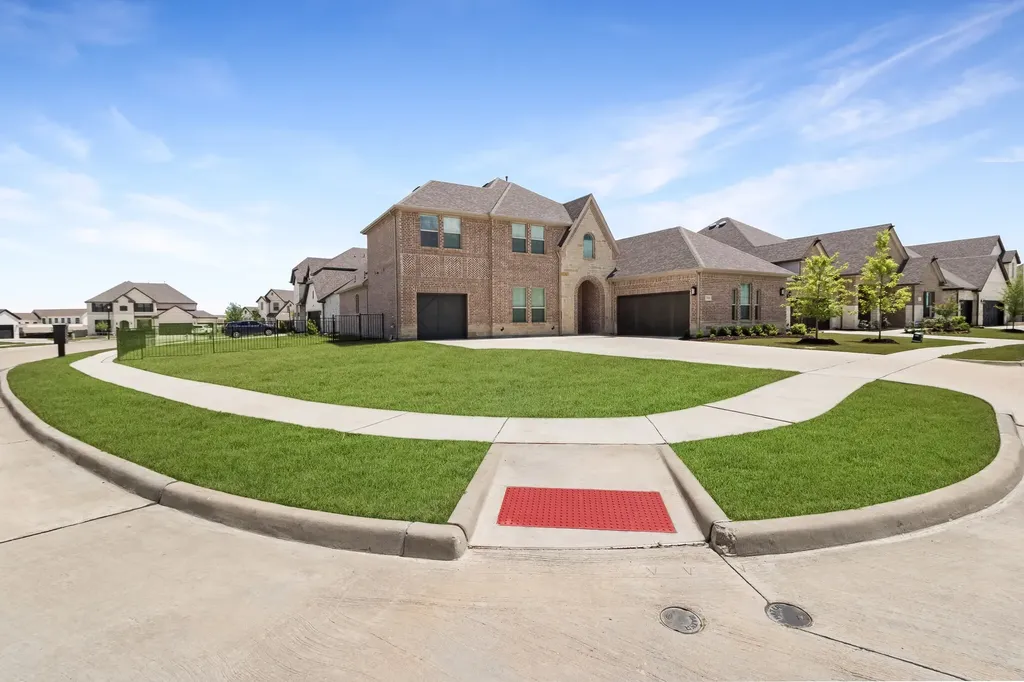 2908 Standing Tall Court Heath TX 75126