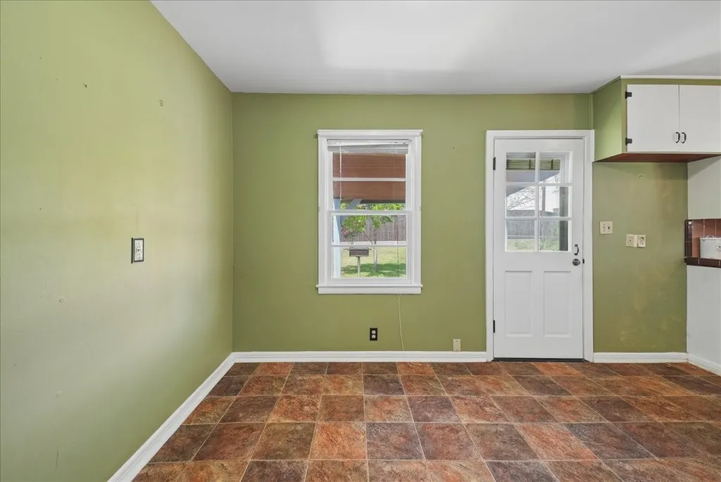 109 Casstevens Street Westworth Village TX 76114