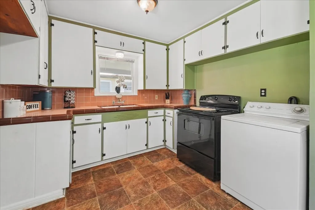 109 Casstevens Street Westworth Village TX 76114