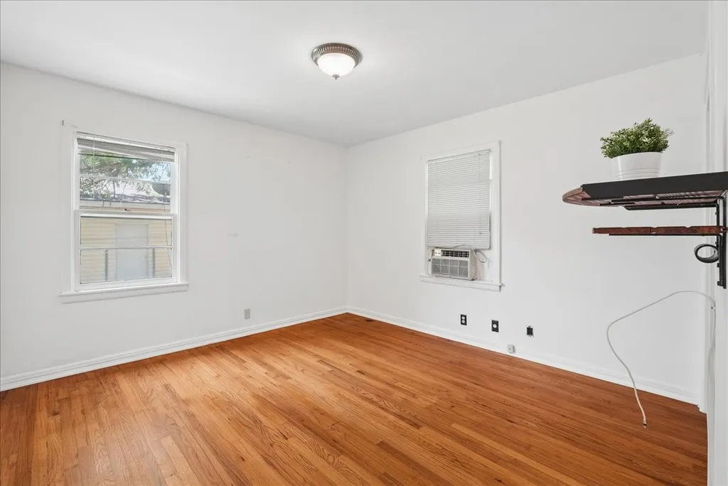 109 Casstevens Street Westworth Village TX 76114