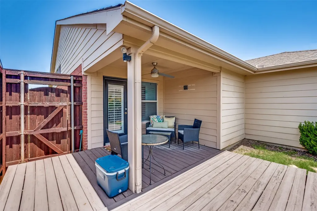 8920 Stewart Street Cross Roads TX 76227