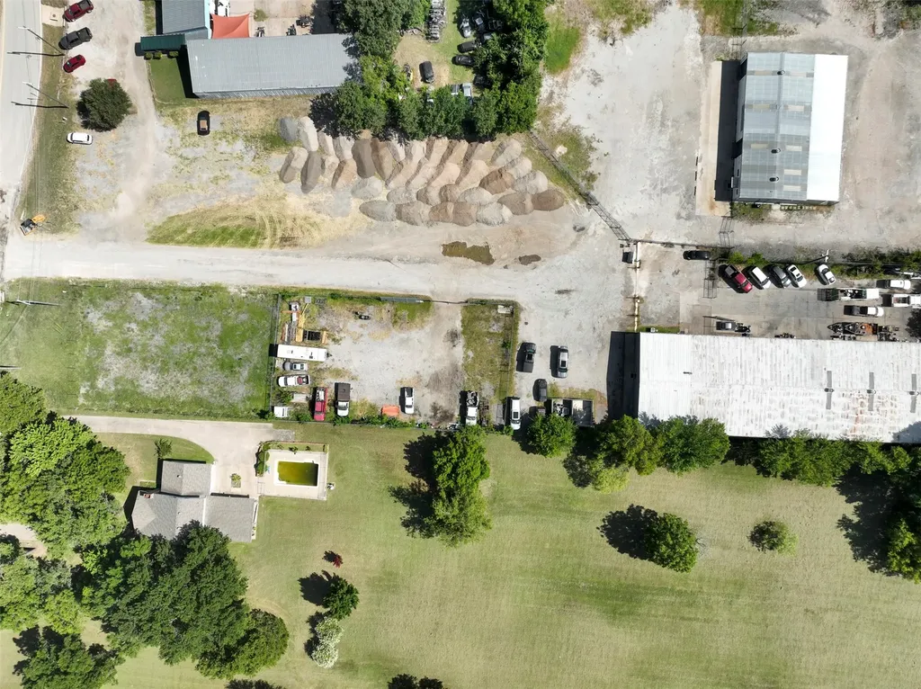 6917 Russell Curry Road Arlington TX 76001