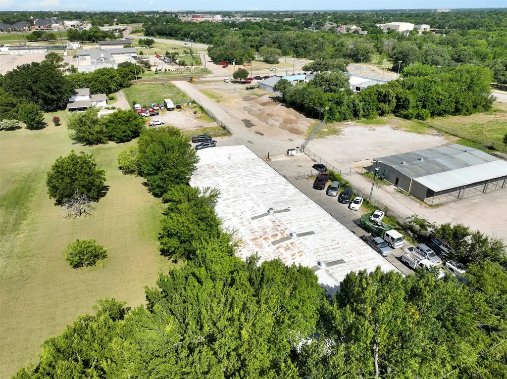 6917 Russell Curry Road Arlington TX 76001